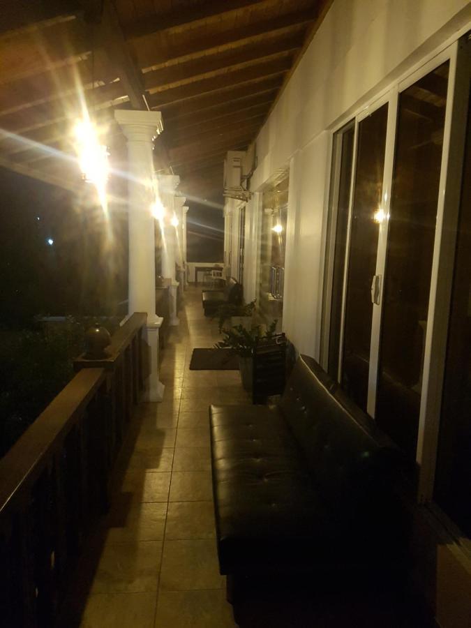 Gg Lodge Мириса Екстериор снимка