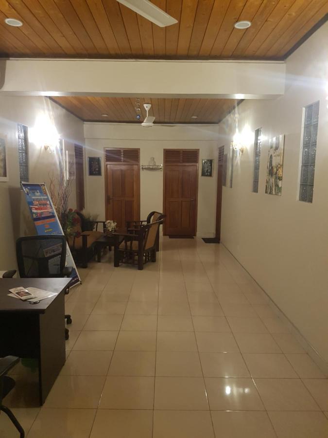 Gg Lodge Мириса Екстериор снимка