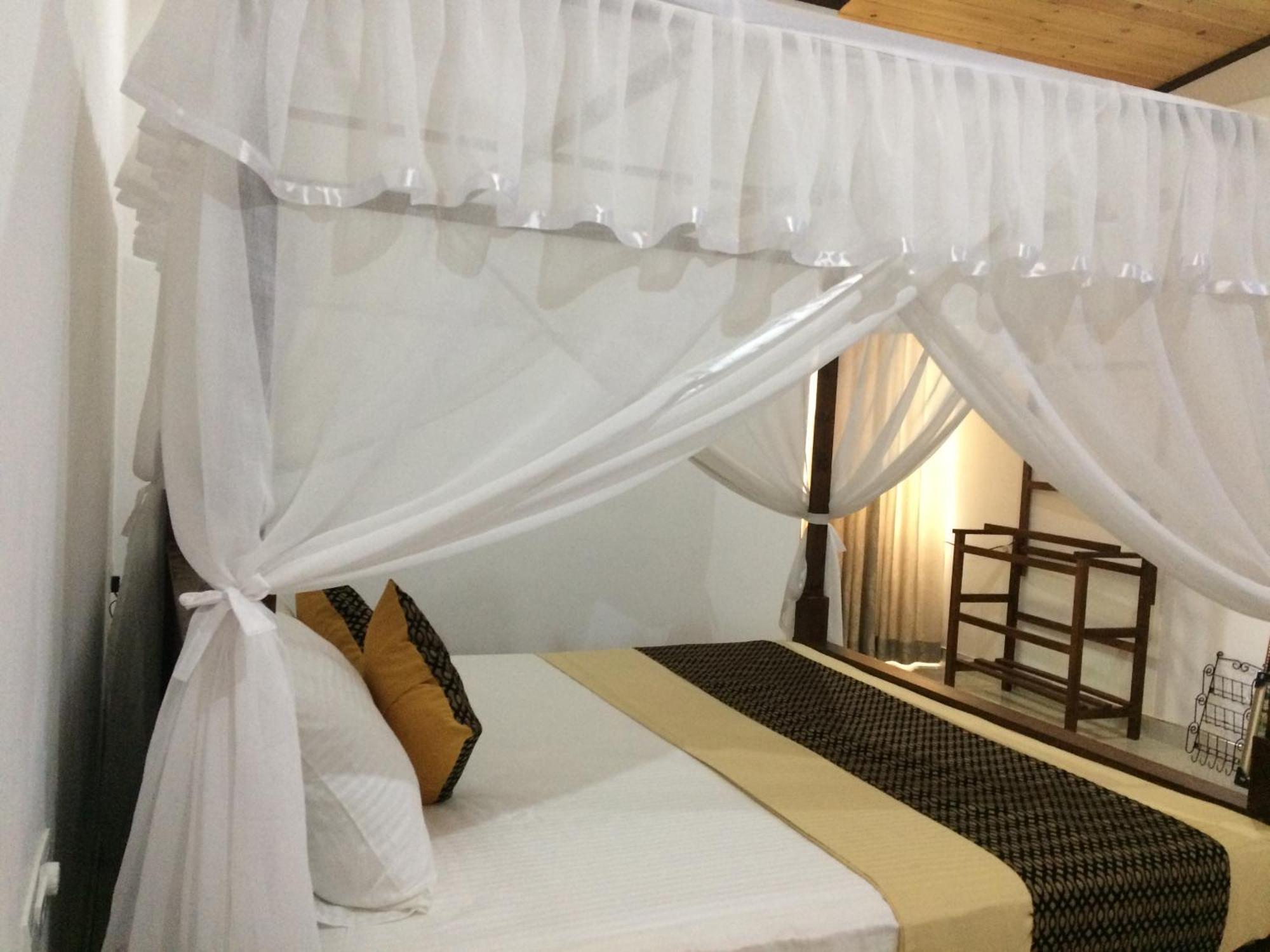 Gg Lodge Мириса Екстериор снимка