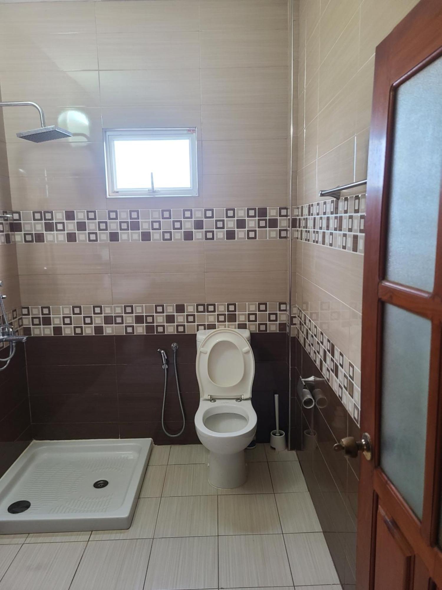 Gg Lodge Мириса Екстериор снимка